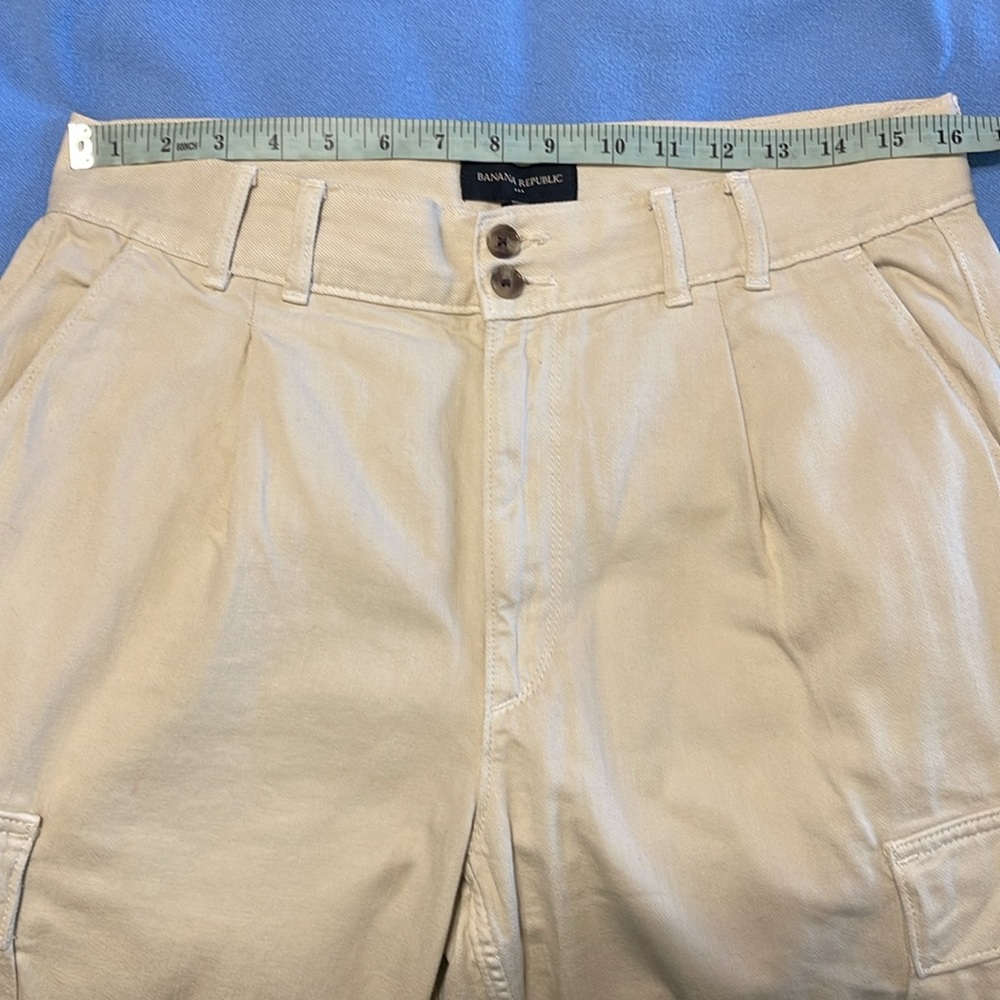 SOLD Banana Republic Twill Cargo Pant Transition Cream size 8 NWT - Picture 8 of 11